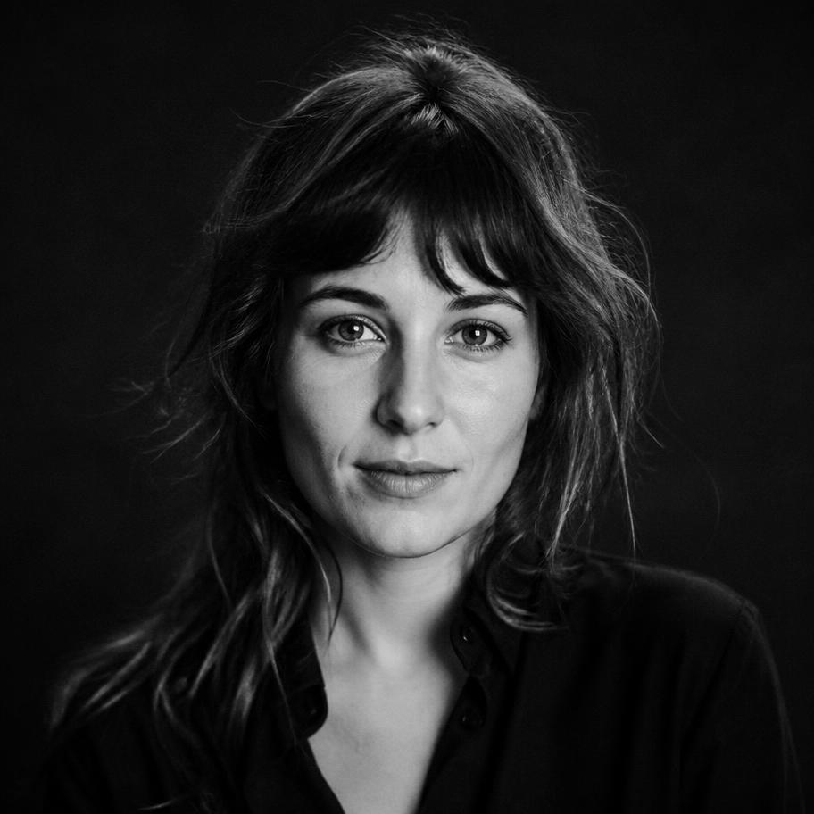 Porträt der Autorin Nora Hellwig